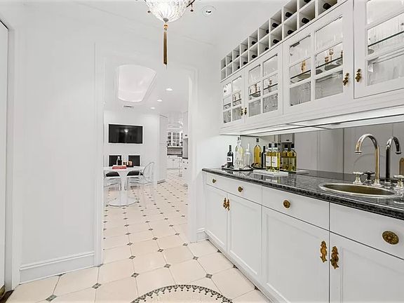 5th image of 1016 5th Ave #7A