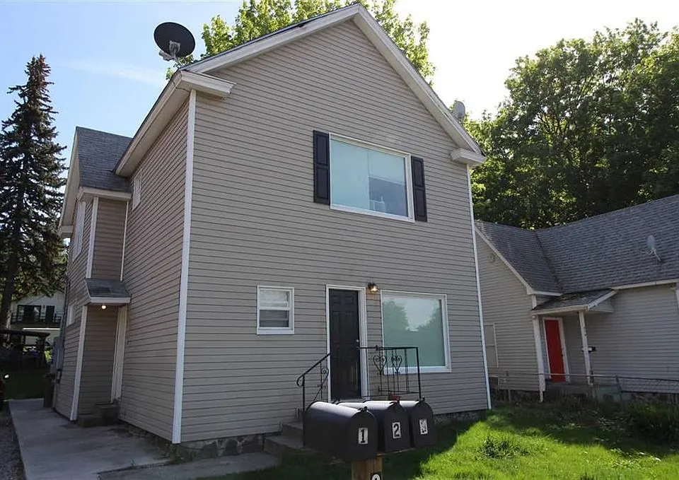 380 E 8th Ave #2