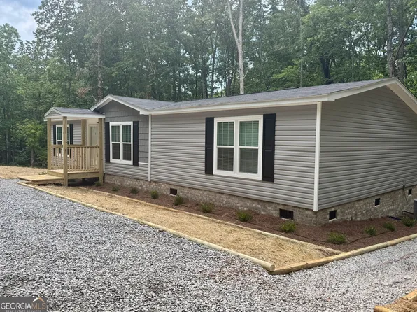 381 Roberts Creek Ln, Clarkesville, GA 30523
