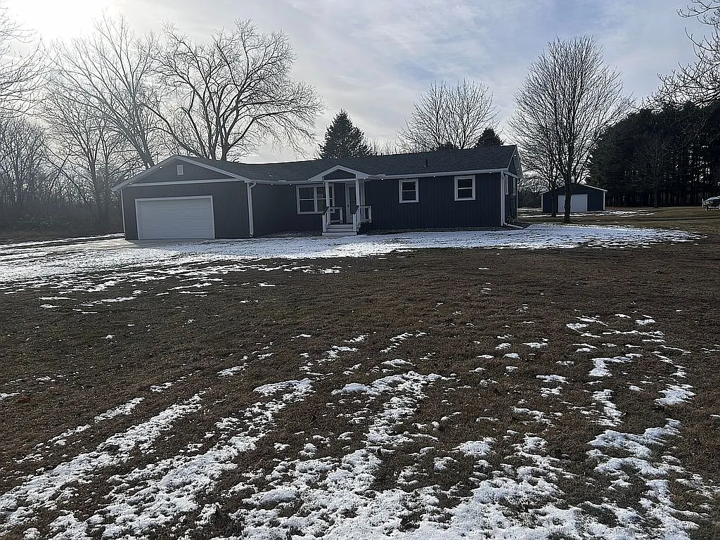 3106 Summerfield Rd photo 1