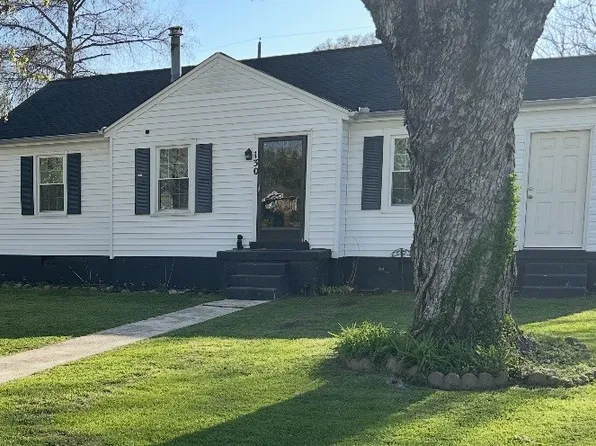 130 Anderson Dr, Tullahoma, TN 37388