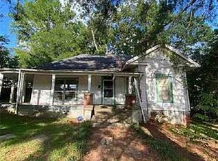214 S Jackson St, Kosciusko, MS 39090