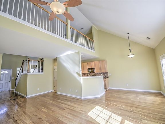 5th image of 10309 Columbia Crest Ct