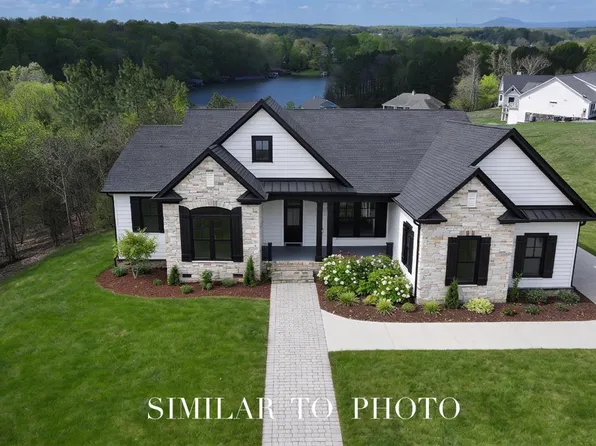 47 Camellia Pl, Moneta, VA 24121