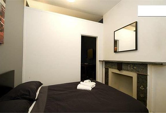 2nd image of 410 W 46th St APT 1A