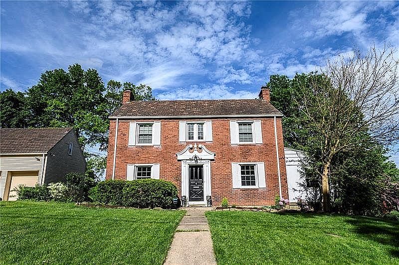 Great curb appeal!