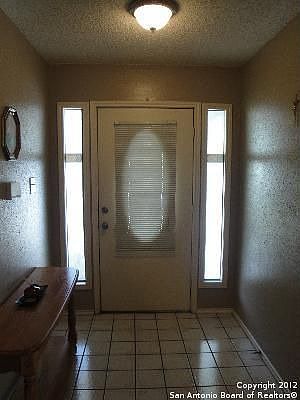 3rd image of 618 Cypresscliff Dr