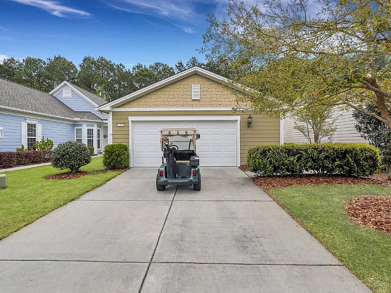 329 Mystic Point Dr — Photo 50