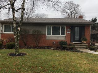 627 Jamaica Dr, Troy, MI 48083