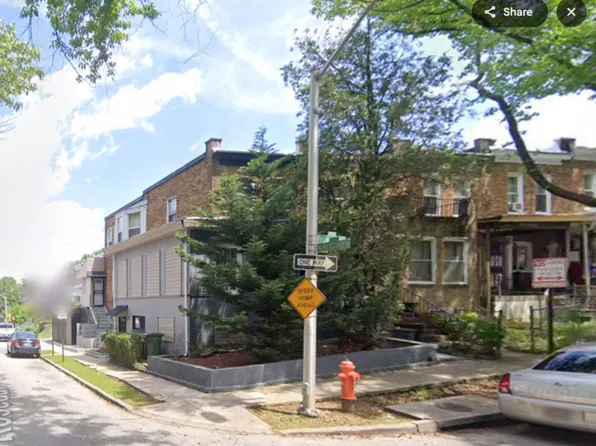 799 N Rosedale St, Baltimore, MD 21216