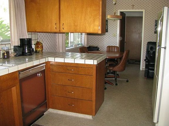 5th image of 19921 Winter Ln