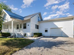 717 Chatterton St, Alma, MI 48801