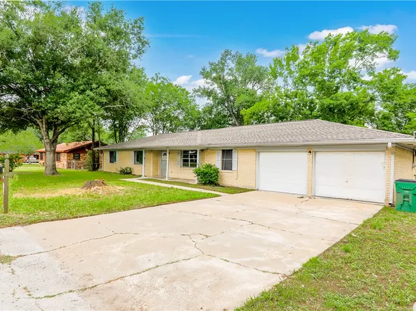 103 E Viser St, Madisonville, TX 77864