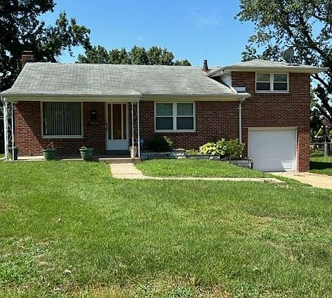 2nd image of 9050 Link Dr