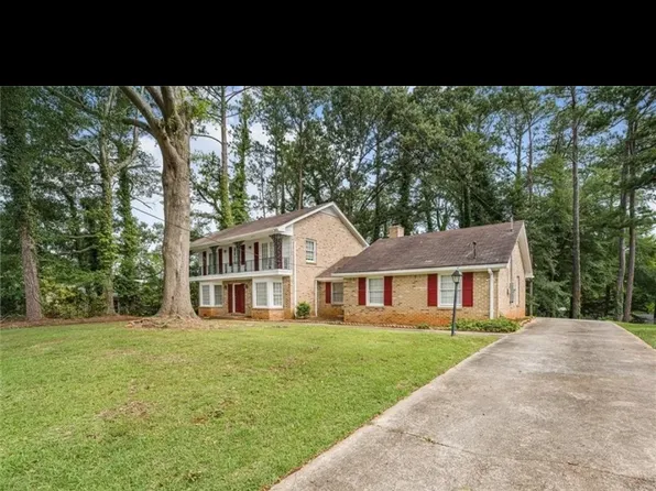 3584 Preakness Dr, Decatur, GA 30034