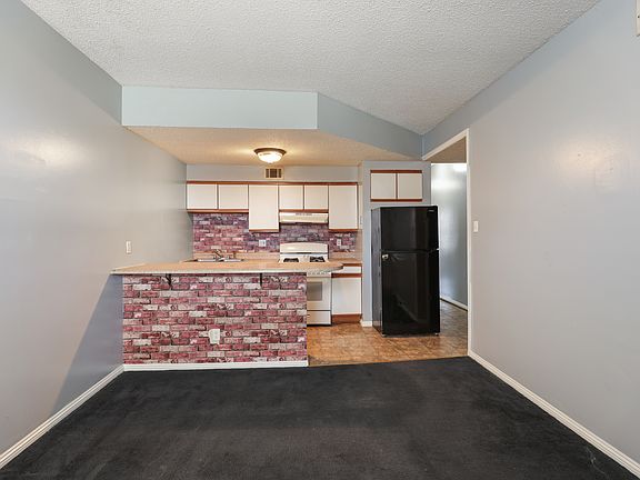 3rd image of 4017-4019 Aldine Ave #4017-1F