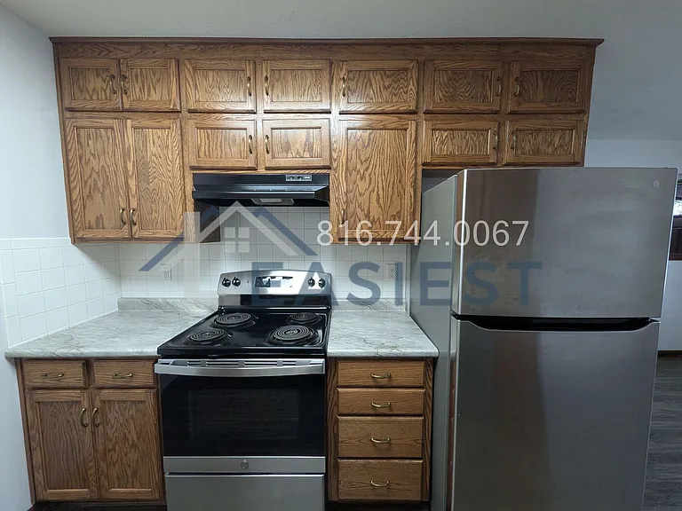 808 NW 15th St — Photo 9