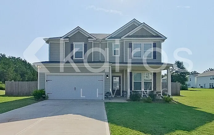 306 Silver Maple Ln