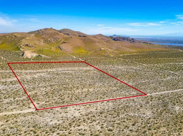 75th St W, Rosamond, CA 93560