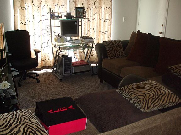 4th image of 2409 W 227th St APT 6