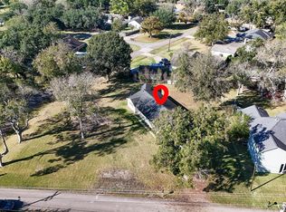 12430 Eiker Rd, Brookside Village, TX 77581