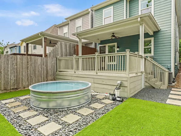 828 W 26th St, Houston, TX 77008