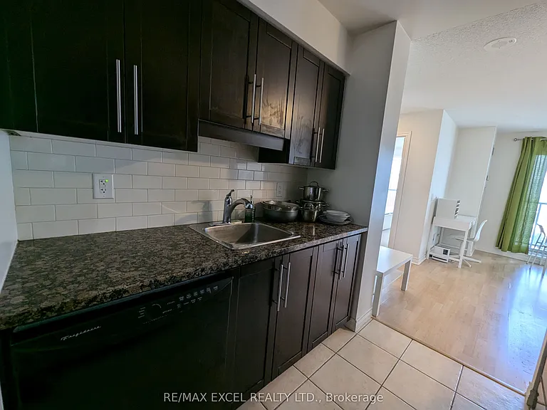 60 Town Centre Ct #1605 — Photo 11