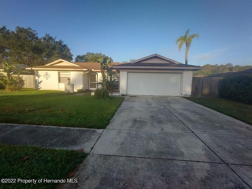 1st image of 16210 Parkside Dr