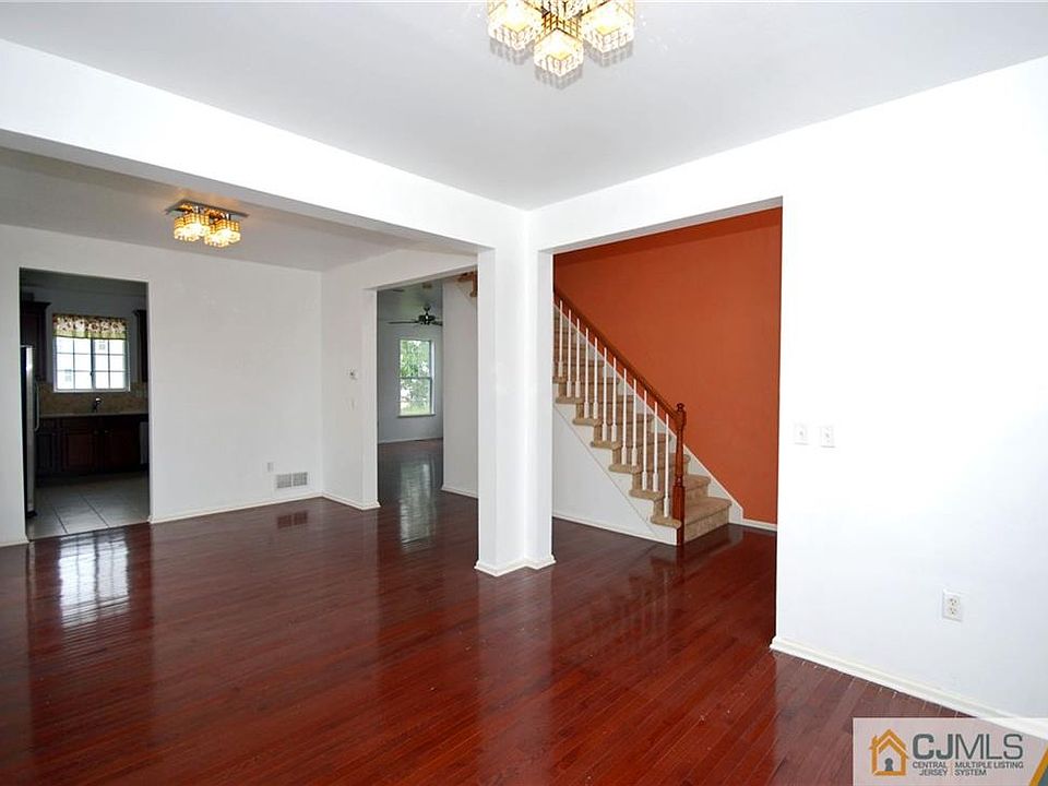 48 Fritz Dr, Sayreville, NJ 08872 Zillow