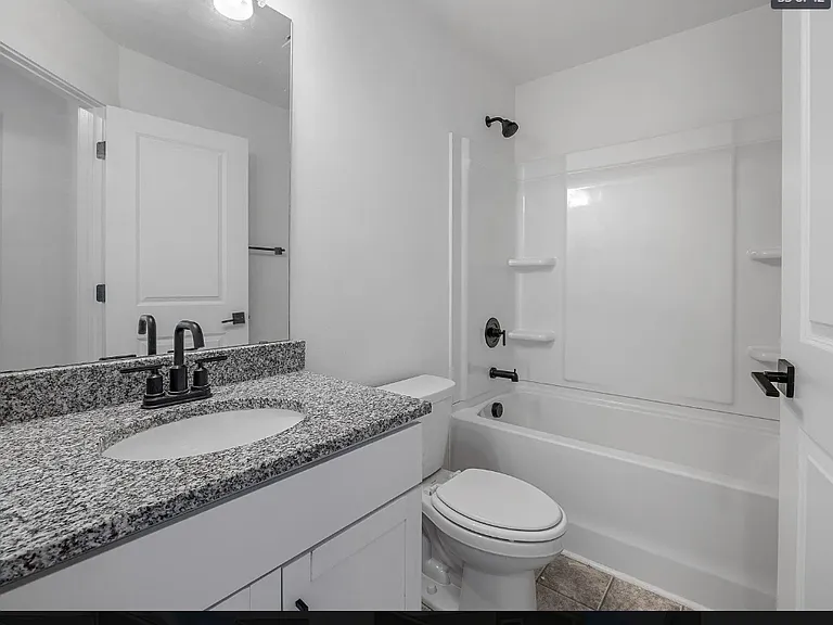 1415 Darrowby Way #1 — Photo 21