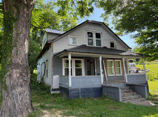 109 Florence St, Ansted, WV 25812