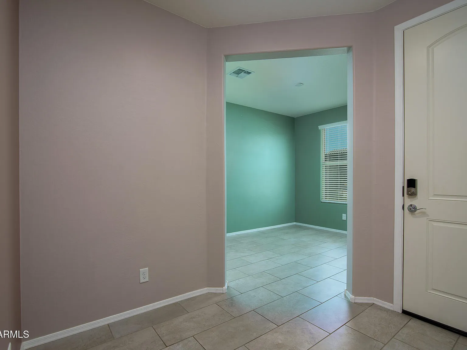 2 bed, 2.0 bath, 1681 sqft, $1,800 — Photo 3