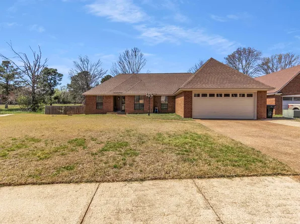 3889 Oak Trace Cv, Memphis, TN 38135