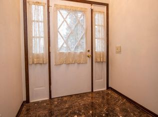 4945 Sharonwood Ave NW, Canton, OH