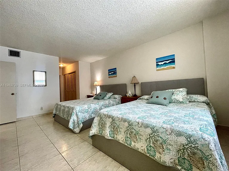 3725 S Ocean Dr #911 — Photo 7