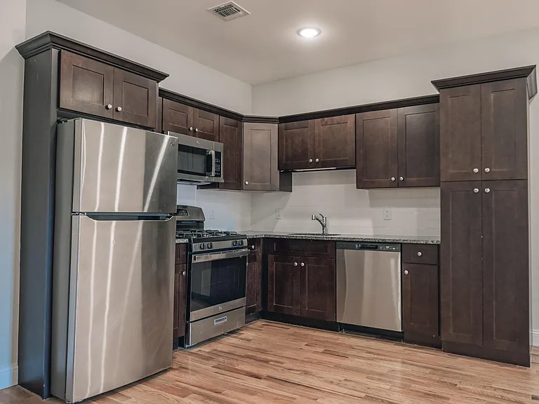 100 Shepherd Ln — Photo 45