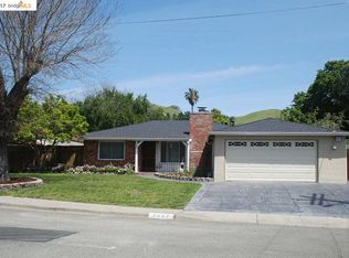2482 Moore Ct, Pinole, CA