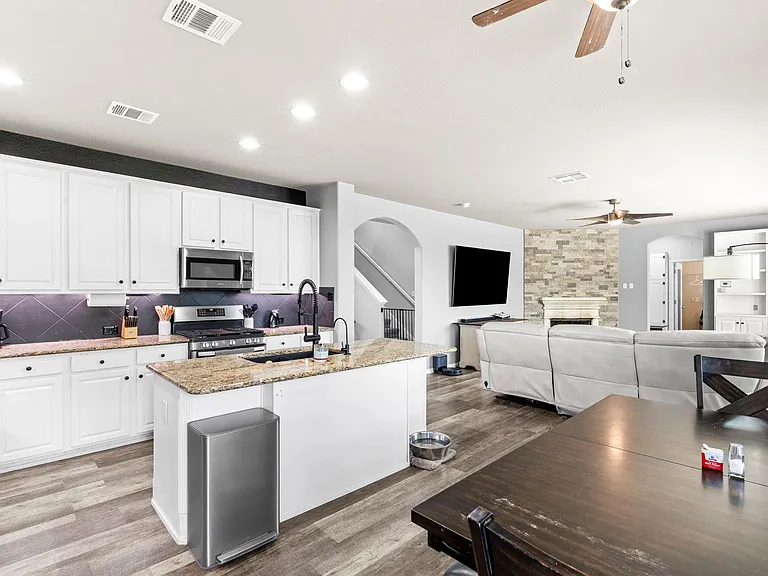 227 Sandstone Trl — Photo 7