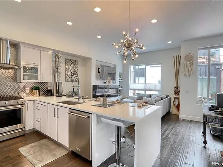 3030 Wilson Ct #5 — Photo 12