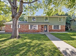 1002 Hickory St, Irving, TX 75060
