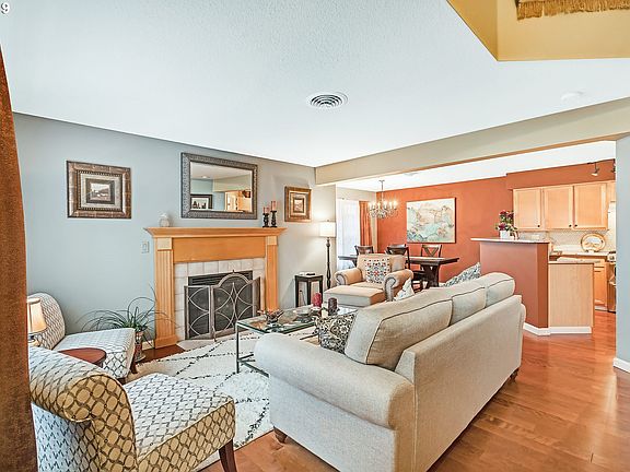 4th image of 17200 SE 26th Dr Unit 44L