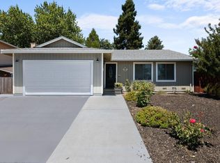 2385 Valley West Dr, Santa Rosa, CA 95401