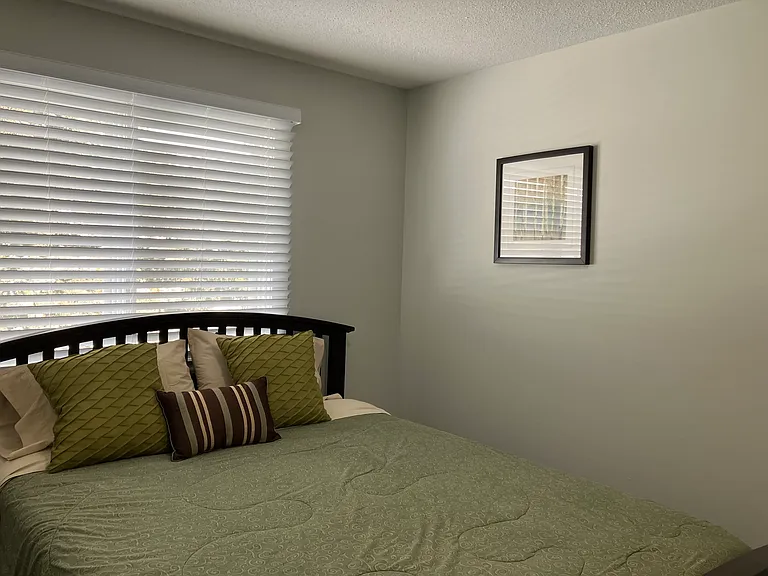 124 Anderson Close — Photo 8