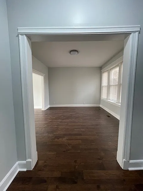 2 bed, 1200 sqft, $1,450 — Photo 2