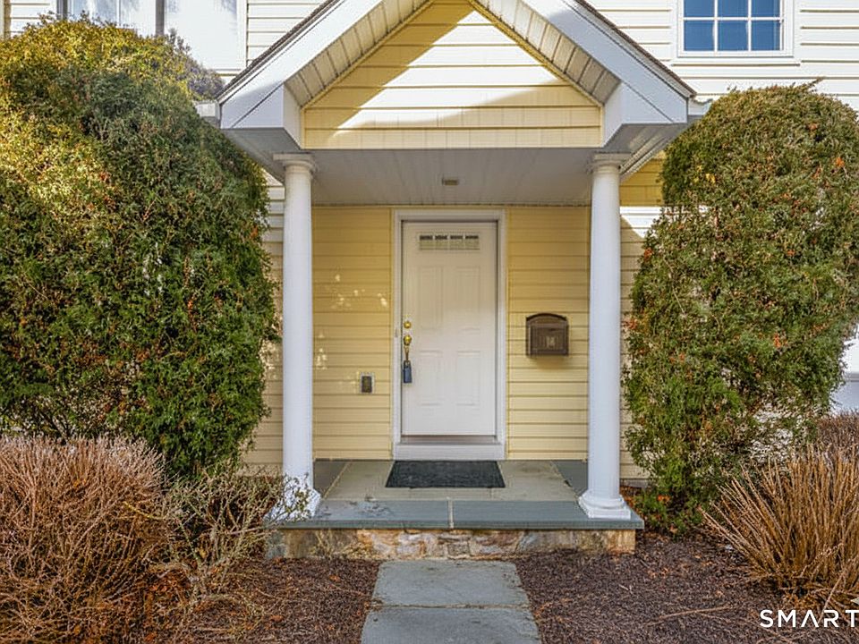 1st image of 18 Auburn Street #18