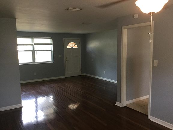 3rd image of 12562 Condor Dr