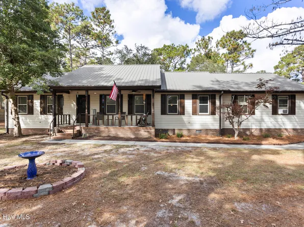761 E Boiling Spring Road, Southport, NC 28461