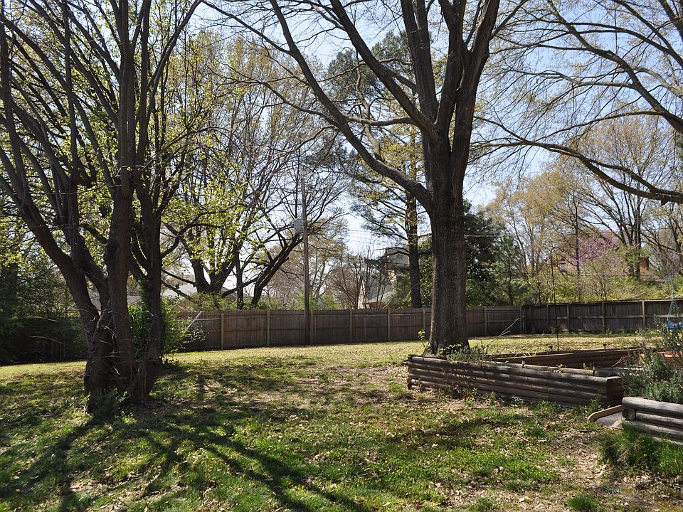 2nd image of 2459 Kirby Rd
