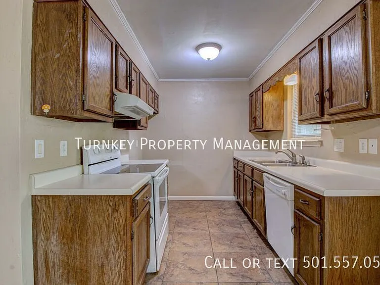 11501 Cedar Springs Rd — Photo 2