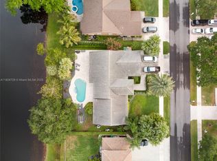 1732 SW 103rd Ln, Davie, FL 33324